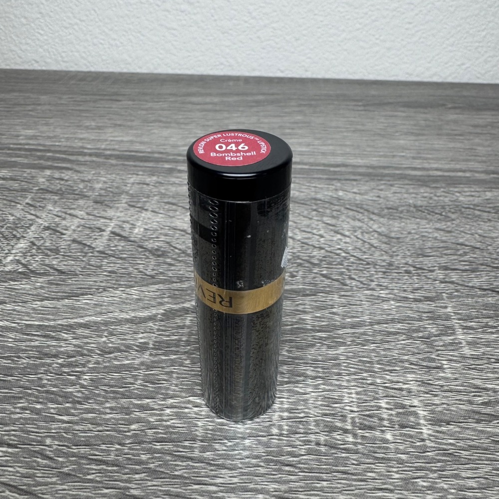 Revlon Super Lustrous Lipstick 046 Bombshell Red Creme 0.15 oz New Sealed - Picture 2 of 4